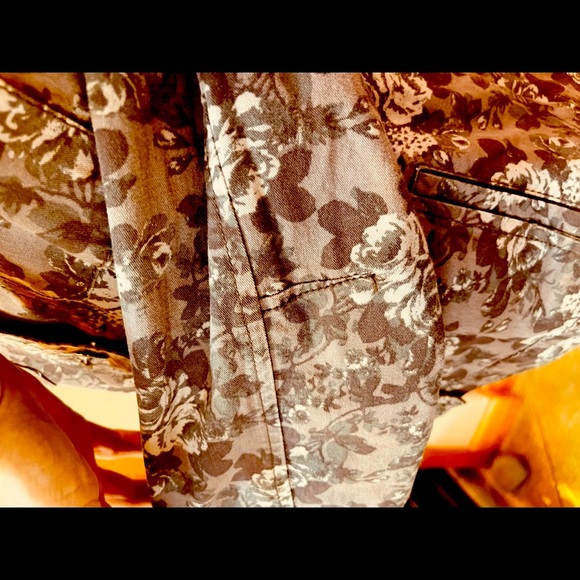 Bandolino denim jacket w/lovely tones of brown cream & grey Size L New, unworn! - Picture 15 of 15